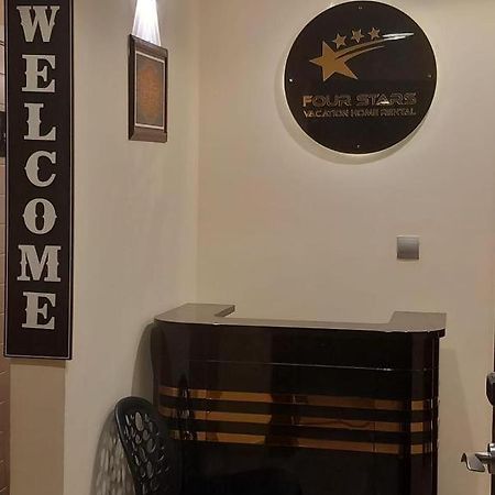 Four Stars Hostel Dubai Exterior foto