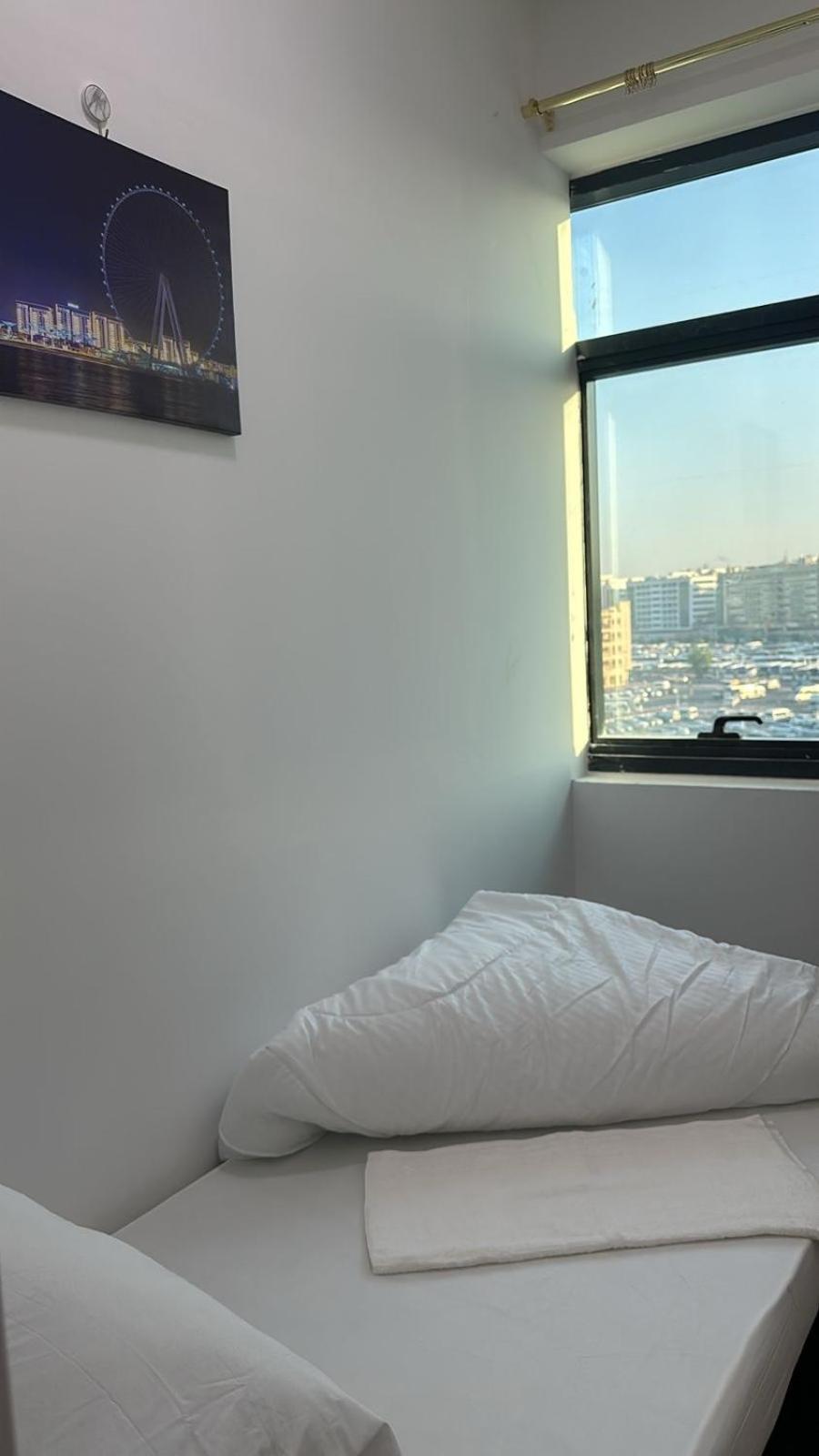 Four Stars Hostel Dubai Exterior foto
